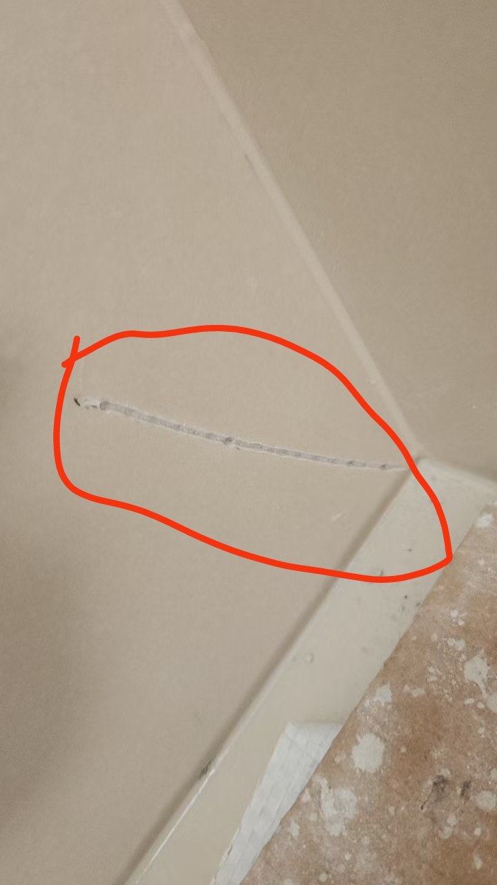 墙砖破了一块怎么补救视频(墙砖破了一块怎么补救视频教程)